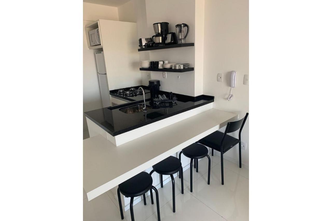 Apartamento Com Vista Do Mar Em Residencial Com Piscina Florianópolis Exteriér fotografie